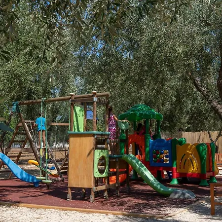 Saracena Holiday Home With Beach And Swimming Pool