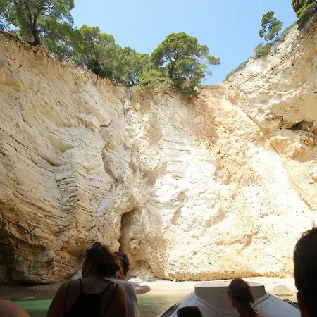 Saracena Holiday Home With Beach And Swimming Pool Casa de Férias